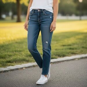 Silver Jeans Women's Blue Straight Leg Jeans